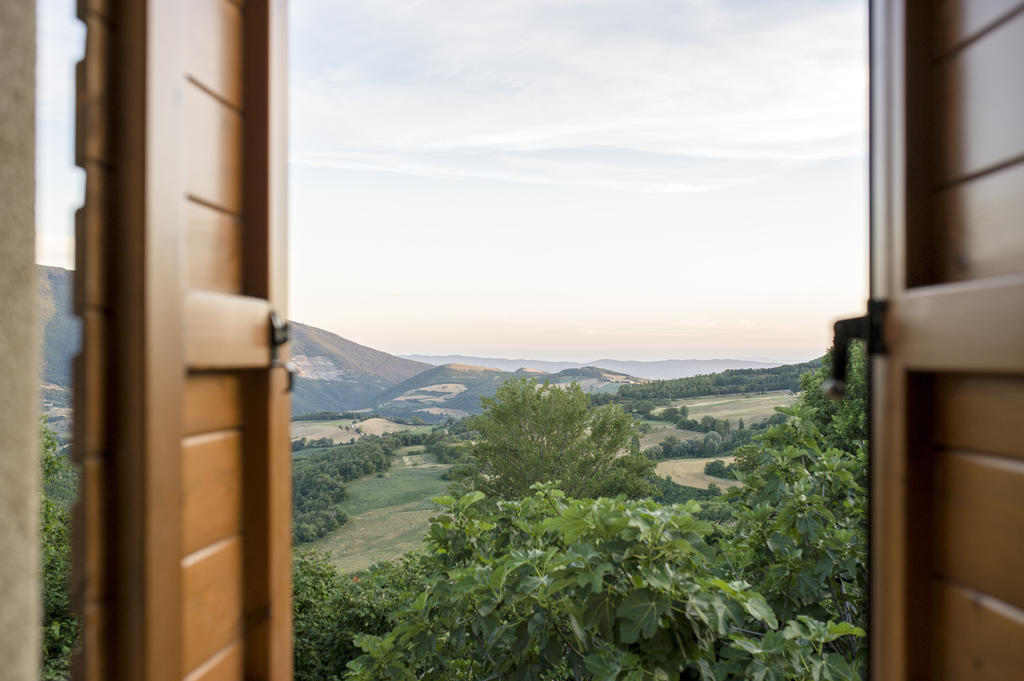 Le Ginestre Guesthouse Асизи Стая снимка